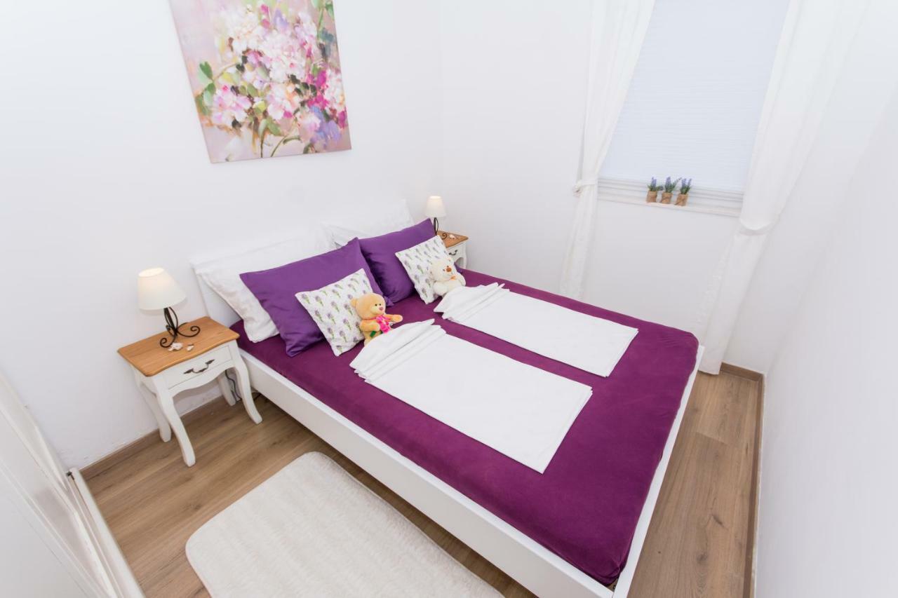 Lavanda Kaštela Buitenkant foto